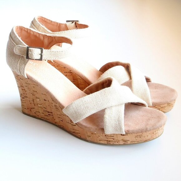 Toms Beige Canvas Ankle Strap Cork Platform Wedge Heel Sandals / Summer Shoes - Picture 15 of 16